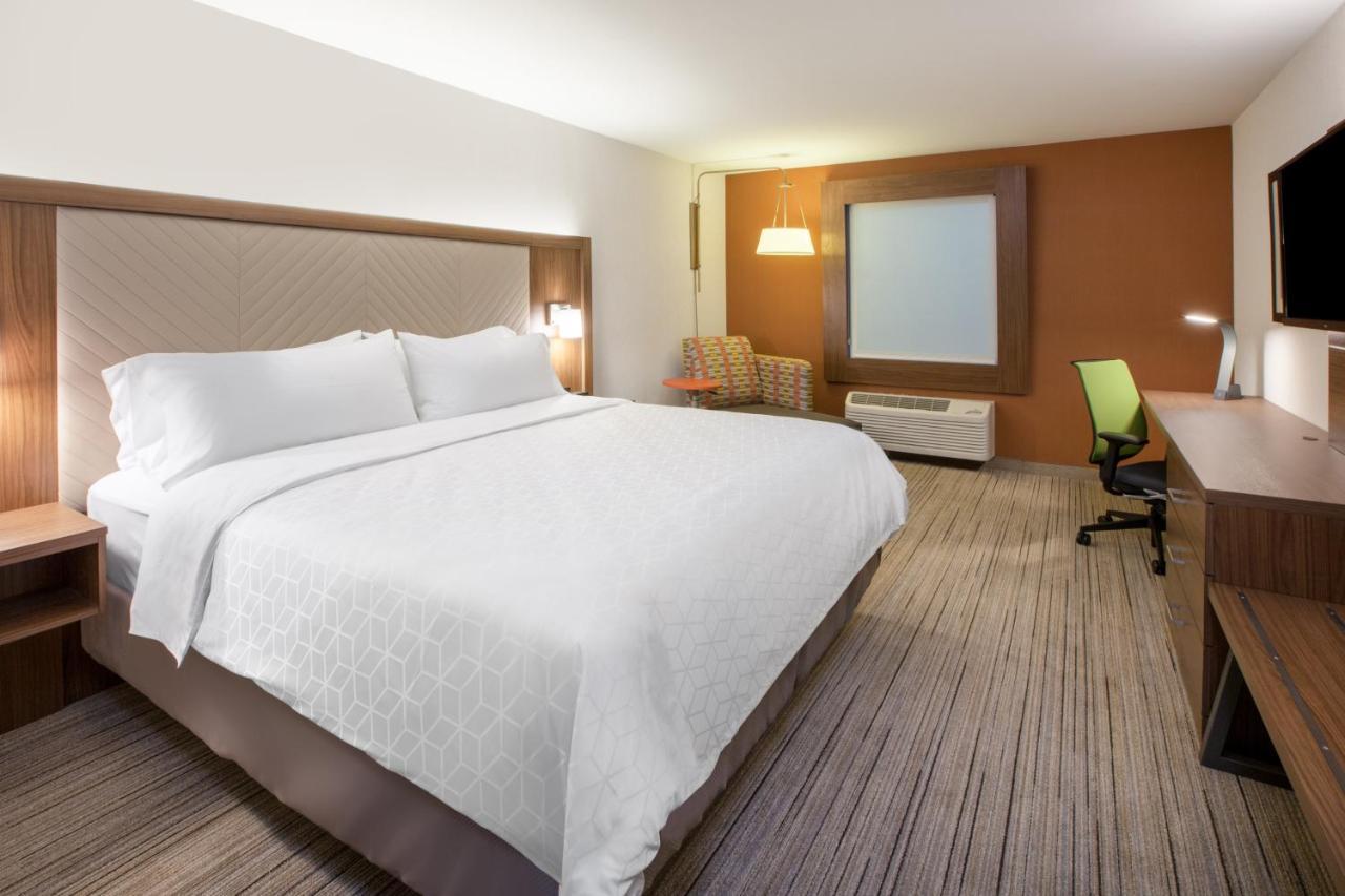 Holiday Inn Express & Suites Del Rio By Ihg Εξωτερικό φωτογραφία