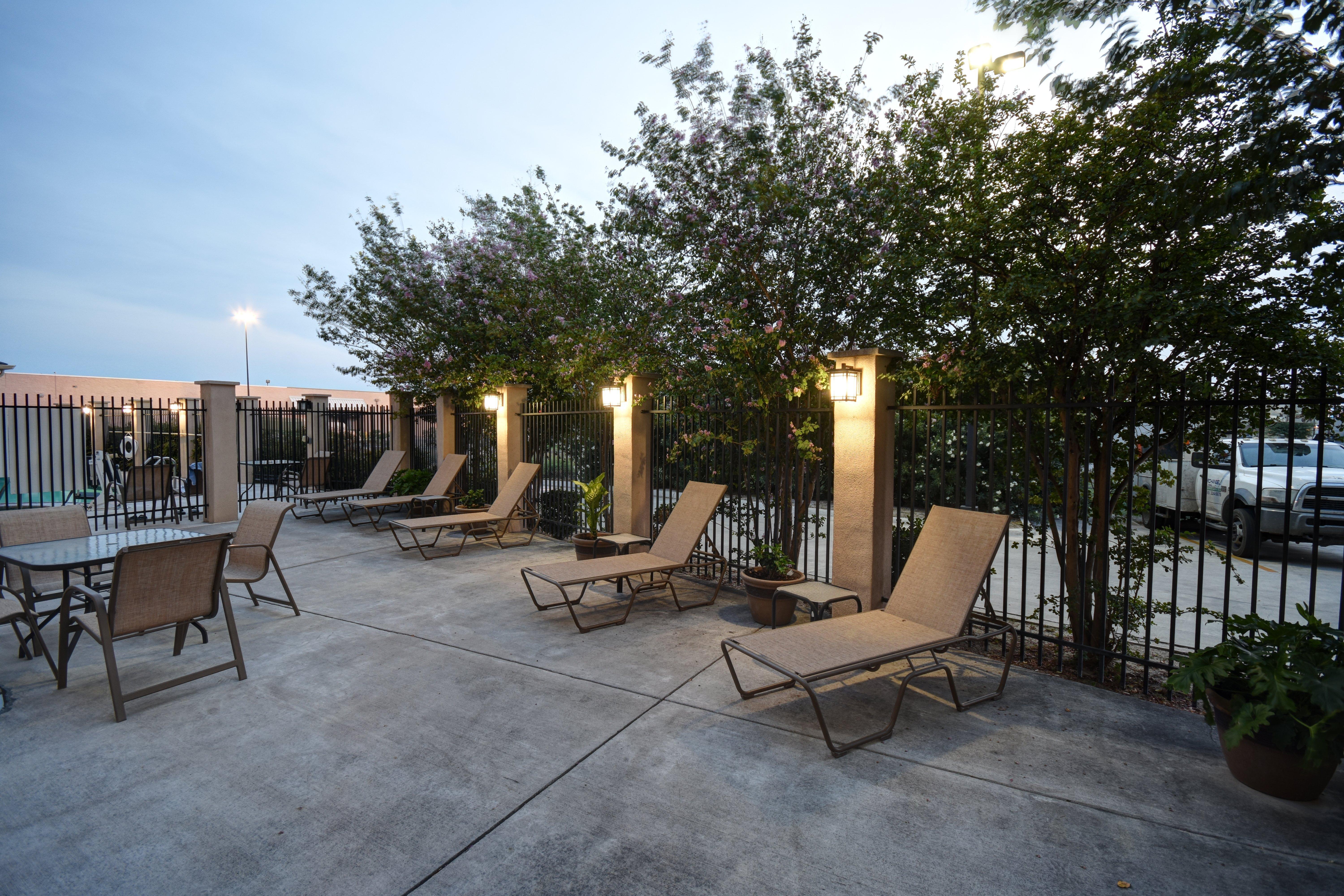 Holiday Inn Express & Suites Del Rio By Ihg Εξωτερικό φωτογραφία