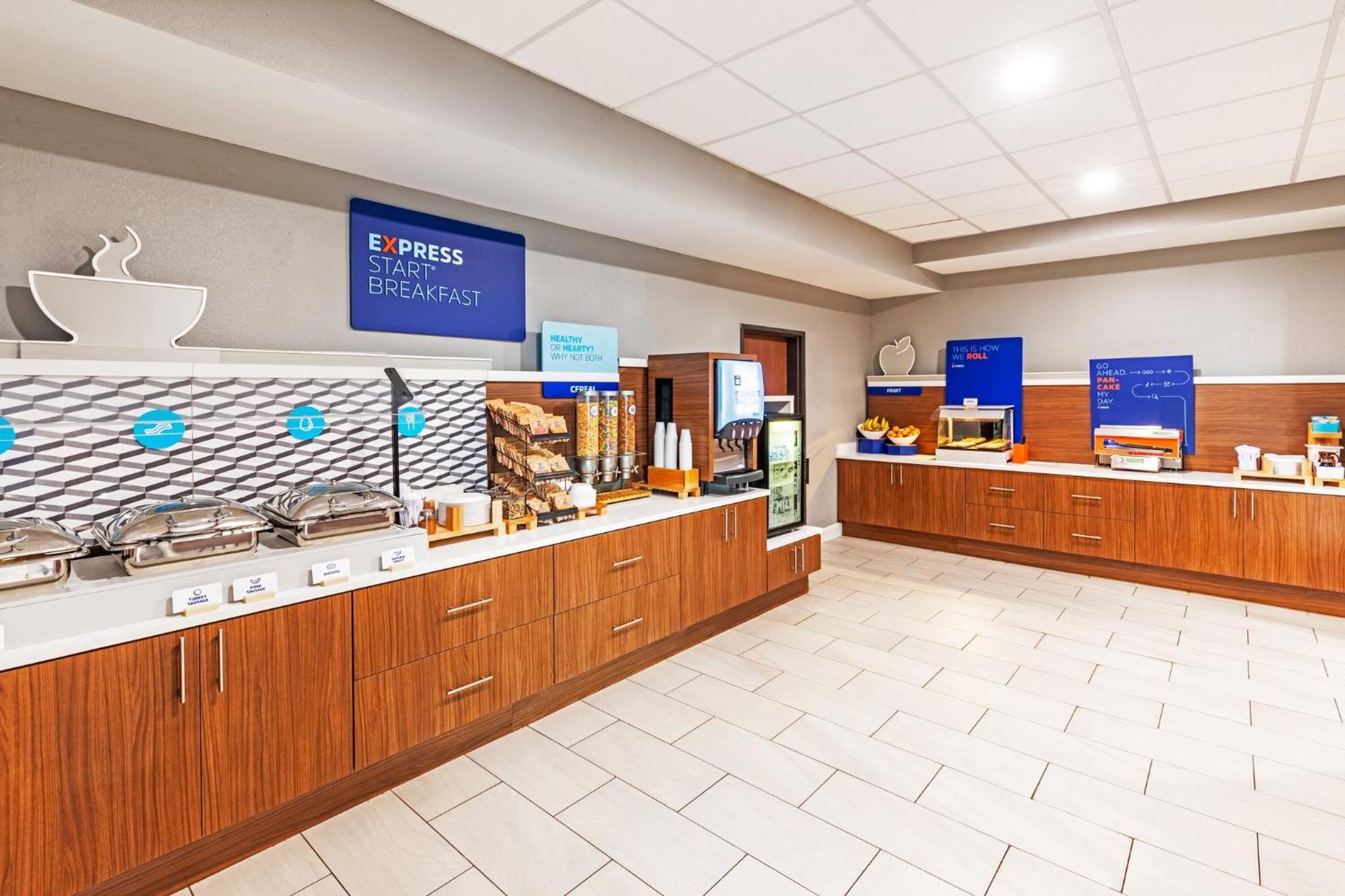 Holiday Inn Express & Suites Del Rio By Ihg Εξωτερικό φωτογραφία